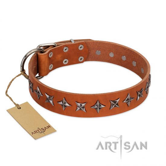 "Star Trek" FDT Artisan Tan Leather Dog Collar Decorated with Stars - Click Image to Close