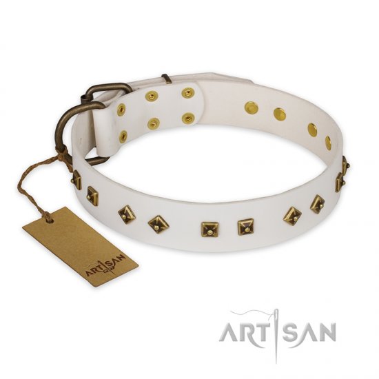 'Snow Cloud' FDT Artisan White Leather Dog Collar with Square and Rhomb Studs