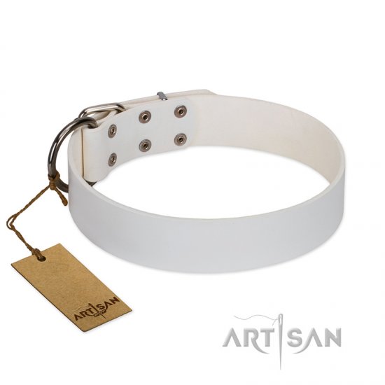 "Pure Beauty" FDT Artisan White Leather Dog Collar of Classic Design - Click Image to Close