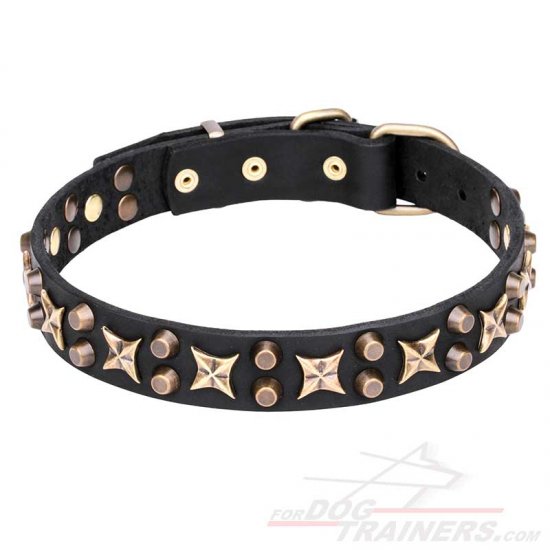 "Hollywood Star" Leather Dog Collar with Stars and Pyramids 1 1/4 inch (30 mm) Wide - Click Image to Close