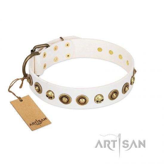 "Wondrous Venture" FDT Artisan White Leather Dog Collar with Skulls and Brooches