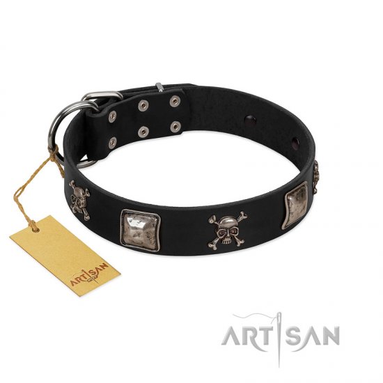 "Sea Rover" Embellished FDT Artisan Black Leather Dog Collar with Chrome Plated Crossbones and Plates - Click Image to Close