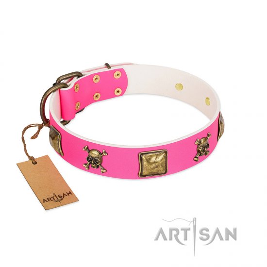 "Wild and Free" FDT Artisan Pink Leather Dog Collar with Skulls and Crossbones Combined with Squares - Click Image to Close