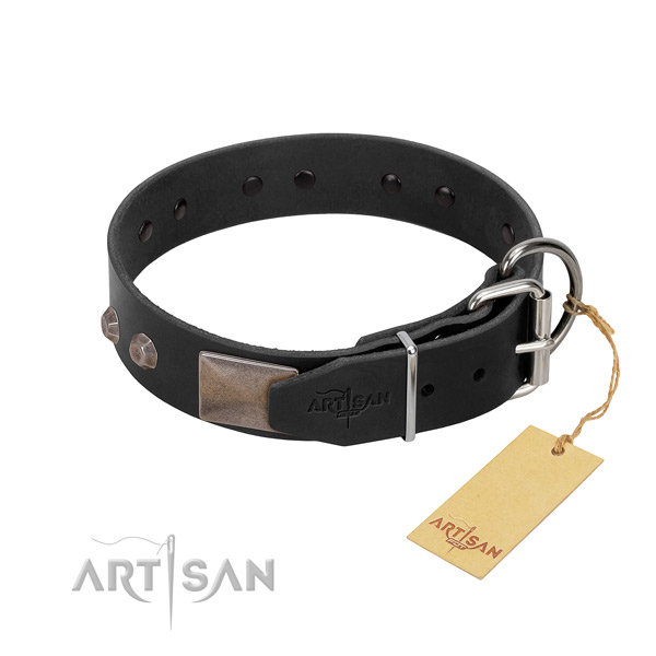 Comfortable leather dog collar won't cut into skin