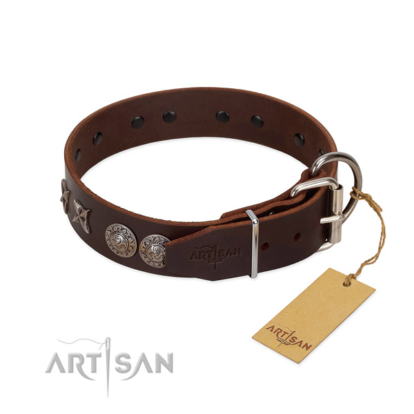 Pleasant to wear leather dog collar with polished edges